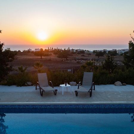 Adonis Villa コーラル・ベイ エクステリア 写真